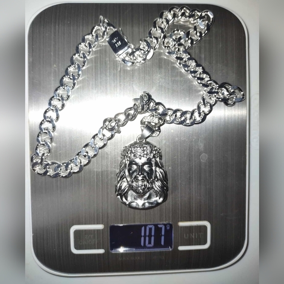 Silver Jesus Pendant Necklace - Picture 1 of 8